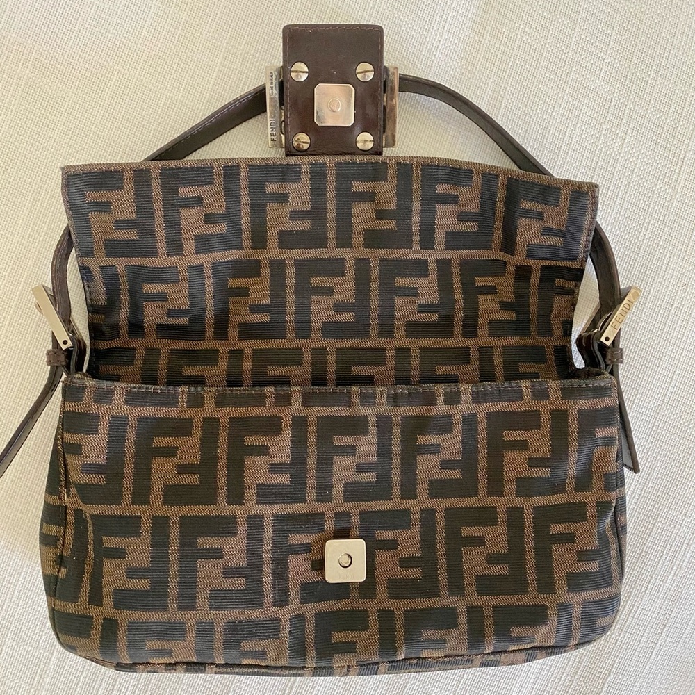 Fendi Zucca Baguette - Picture 7 of 10
